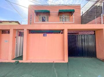 Casa · 175m² · 3 Quartos · 1 Vaga · Casa à venda - no Centro