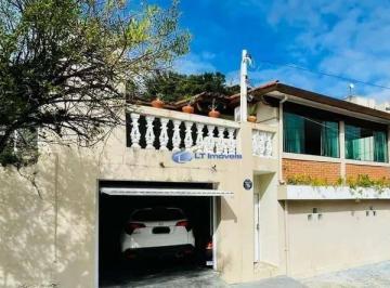 Casa · 198m² · 4 Quartos · 4 Vagas · Casa em Centro, Jacareí/SP de 198m² 4 quartos à venda por R$ 590.000,00