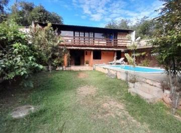 Casa · 250m² · 4 Quartos · 5 Vagas · Casa em Várzea das Moças, Niterói/RJ de 250m² 4 quartos à venda por R$ 700.000,00