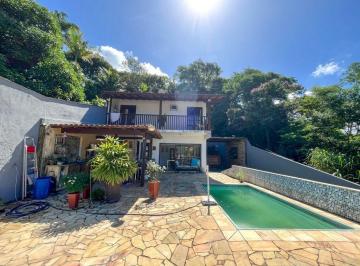 Casa · 260m² · 3 Quartos · 4 Vagas · Casa em Itaipu, Niterói/RJ de 260m² 3 quartos à venda por R$ 550.000,00