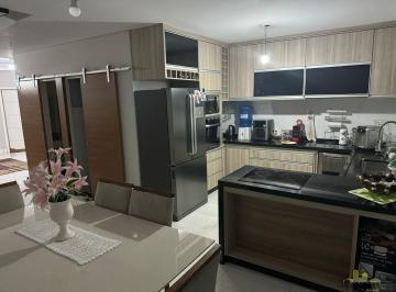Casa · 175m² · 3 Quartos · 2 Vagas · Sobrado em Residencial Parque dos Sinos, Jacareí/SP de 0m² 3 quartos à venda por R$ 800.000,00