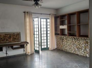 Casa · 214m² · 2 Quartos · 2 Vagas · Casa em Centro, Caçapava/SP de 214m² 2 quartos à venda por R$ 600.000,00