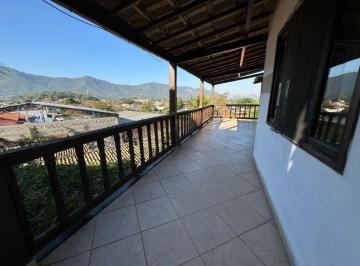 Casa · 250m² · 3 Quartos · 6 Vagas · Casa em Serra Grande, Niterói/RJ de 250m² 3 quartos à venda por R$ 600.000,00