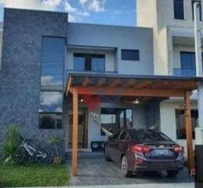 Casa · 165m² · 4 Quartos · 3 Vagas · Sobrado em Vila Glória, Campo Largo/PR de 165m² 4 quartos à venda por R$ 700.000,00
