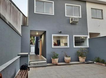 Casa · 180m² · 5 Quartos · 1 Vaga · Casa em Itaipu, Niterói/RJ de 180m² 5 quartos à venda por R$ 649.000,00
