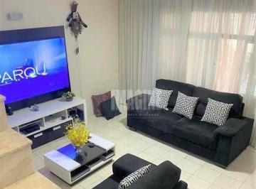 Casa · 144m² · 2 Quartos · 3 Vagas · Sobrado em Vila Pierina, São Paulo/SP de 144m² 2 quartos à venda por R$ 600.000,00