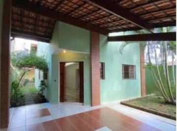 Casa · 208m² · 3 Quartos · 2 Vagas · Sobrado em Vila Amorim, Suzano/SP de 208m² 3 quartos à venda por R$ 635.000,00