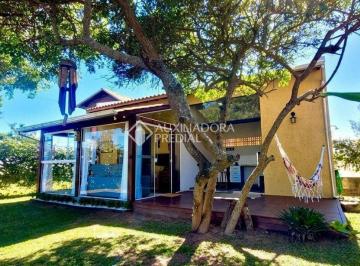 Casa · 41m² · 1 Quarto · Loft Novo - Quadra Mar - 50m da Praia - Barra de Ibiraquera - Imbituba/SC