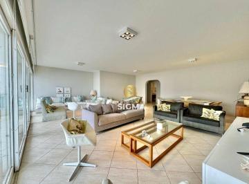 Apartamento · 246m² · 4 Quartos · 2 Vagas · Apartamento em Morro do Maluf, Guarujá/SP de 246m² 4 quartos à venda por R$ 1.480.000,00