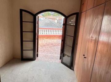 Casa · 200m² · 2 Quartos · 2 Vagas · Sobrado em Ferreira, São Paulo/SP de 200m² 2 quartos à venda por R$ 860.000,00