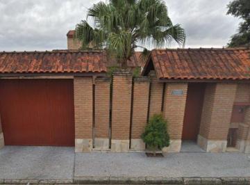 Casa · 446m² · 4 Quartos · 4 Vagas · Casa à venda - na Vila Suissa