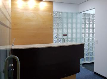 Comercial · 120m² · 2 Quartos · 4 Vagas · Pinheiros – Conjunto Comercial de 120m² com 2 Salas, 2 Banheiros e 4 Vagas de Garagem