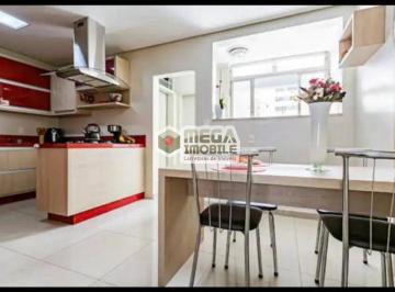 Apartamento · 100m² · 3 Quartos · 1 Vaga · AMPLO Apartamento mobiliado e reformado, no centro de Florianopolis,
