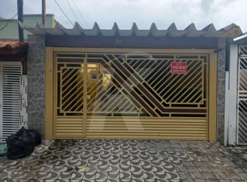 Casa · 175m² · 3 Quartos · 2 Vagas · Casa Térrea no  Edu Chaves com 3 dormitórios, 2 vagas de garagem, ótima localização