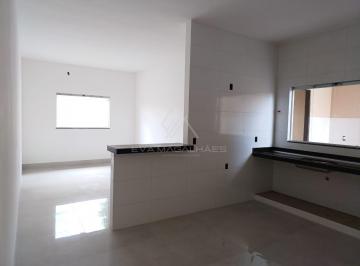 16935203307751693520330048img-20230831-wa00081702327767302.jpg · Linda casa de Casa de 2Q sendo 1 suíte sala ampla e cozinha americana, quintal espaçoso e garagem co