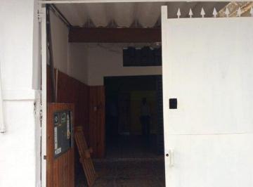 i1.jpg · Conforto e Potencial! Sobrado com 2 Vagas e Salão