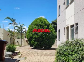 Apartamento · 48m² · 2 Quartos · 1 Vaga · BELÍSSIMO APARTAMENTO PRÓXIMO A ESCOLAS E COMÉRCIOS