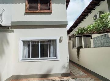 Casa · 200m² · 3 Quartos · 2 Vagas · Alugo casa condomínio 03 quartos e 01 suite FL44