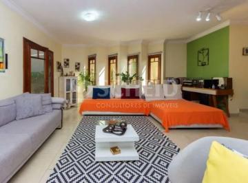 Casa · 399m² · 4 Quartos · 6 Vagas · Casa Magnífica com Muita Luz Natural e Áreas de Lazer Espetaculares!