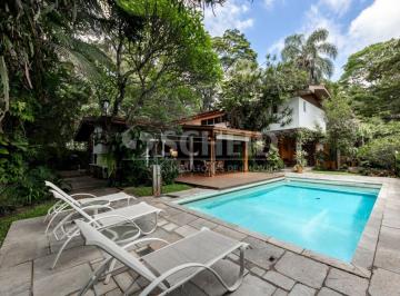 Casa · 490m² · 4 Quartos · 3 Vagas · Casa com 4 quartos e jardim com piscina na Cidade Jardim