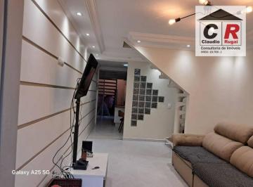 a0b976d295bdedd6bd5633c7b371c1107e097205 · Itaim Sobrado em Vila Fechada