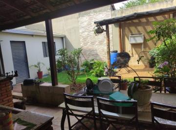 Casa · 175m² · 3 Quartos · 2 Vagas · Casa com 3 quartos à venda no Bairro Jardim Patrícia - Uberlândia/MG
