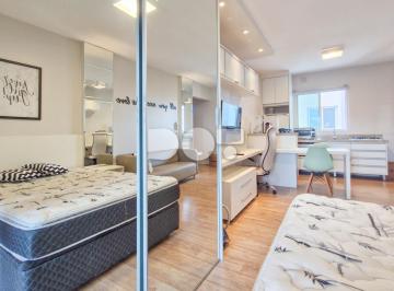 Apartamento · 33m² · 1 Vaga · Studio mobiliado em frente à FAE 