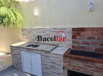 Casa · 150m² · 4 Quartos · 2 Vagas · Casa incrível, preço imbatível! Oportunidade única, Confira já!