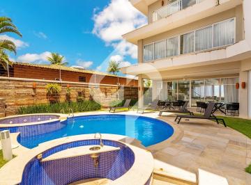 Casa · 5 Quartos · 5 Vagas · Maravilhosa mansão pé na areia e vista mar à venda no Guarujá