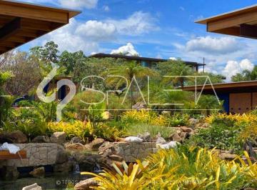 Casa · 6 Quartos · 6 Vagas · Residência cinematográfica com vista para o lago e campo de golfe à venda na Fazenda Boa Vista
