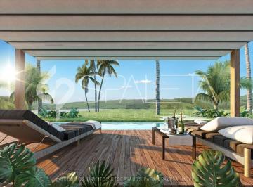 Casa · 6 Quartos · 6 Vagas · Lindíssima mansão tropical em fase avançada de construção à venda na Fazenda Boa Vista