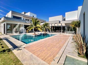 Casa · 1200m² · 8 Quartos · 8 Vagas · Elegância e sofisticação no condomínio Portal Japy Golf Club em Cabreúva
