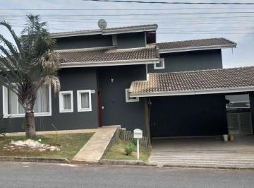 Casa · 254m² · 3 Quartos · 4 Vagas · Maravilhosa Casa em Condomínio Fechado – Country