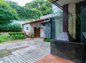 Casa · 330m² · 4 Quartos · 5 Vagas · Sobrado para venda com 4 quartos, 330m²