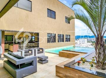 Casa · 500m² · 4 Quartos · 4 Vagas · Linda residência mobiliada, decorada e com elevador à venda no condomínio Bosque do Horto em Jundiaí