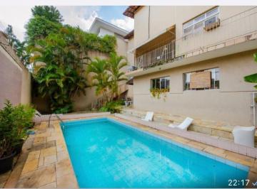 Casa · 670m² · 6 Quartos · 3 Vagas · Casa Sobrado - Espetacular