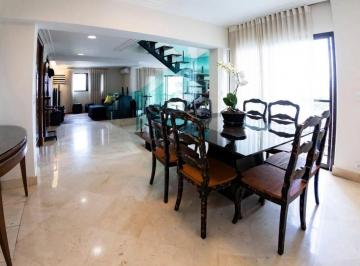 Apartamento · 350m² · 2 Quartos · 3 Vagas · Condomínio Edifício Monte Rosso: Uma Jóia em Moema