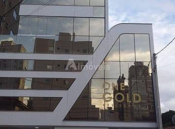 Apartamento · 93m² · 3 Quartos · 2 Vagas · Apto Meia Praia