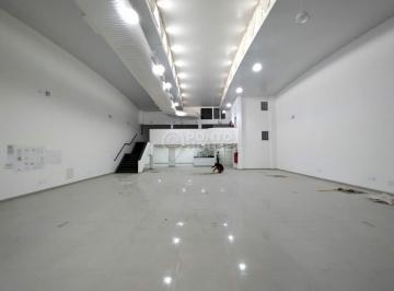 Comercial · 845m² · 3 Vagas · Galpão reformado em Moema à venda e locação, 845m², 8 banheiros e 3 Vagas