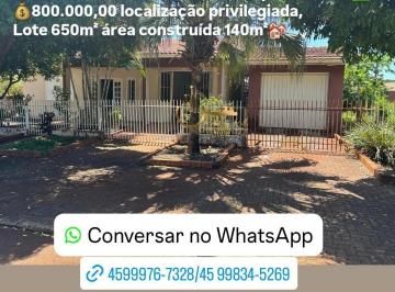 Casa · 140m² · 3 Quartos · 1 Vaga · Casa Padrão no Centro de Itaipulândia/PR