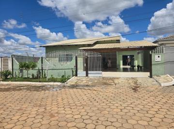 Casa de 3 quartos, Sobradinho · Casa C/ 3 Quartos (1 suíte) no Cond Recanto da Serra - Nova Colina
