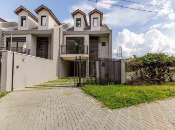 Casa · 190m² · 3 Quartos · 2 Vagas · Triplex com 3 dórmitorios no Campo Comprido