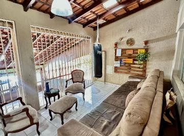 Casa de 4 quartos, Sobradinho · Aceito Trocas, Casa 4 Quartos na Quadra 2 de Sobradinho