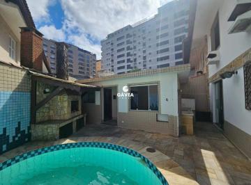 Casa · 256m² · 5 Quartos · 2 Vagas · Sobrado à venda no Ponta da Praia em Santos.