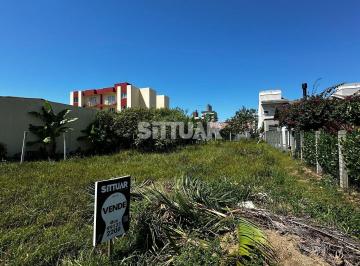 Terreno · 375m² · Lote em Itapirubá, 300 metros da praia - Praia Sul