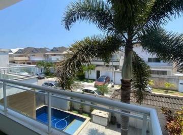 Casa · 270m² · 5 Quartos · 1 Vaga · CASA TRIPLEX - 270m² - 5 QUARTOS - 3 SUÍTES