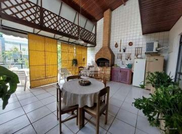 Apartamento · 308m² · 3 Quartos · 2 Vagas · Cobertura com 3 Quartos e 3 banheiros à Venda de 308 m²
