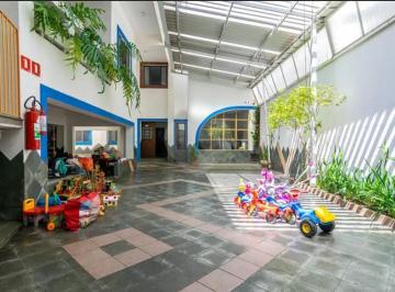 Comercial · 588m² · 8 Quartos · 4 Vagas · Jardins Casa comercial à venda com 8 quartos, 3 vagas em Jardim Paulistano - SP | Resp. Jaguar