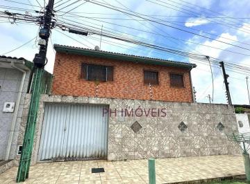 7d416c4080476a2aa4034813a0ae078d5687d423 · Casa com 4 andares localizada no Benedito Bentes - 300m²