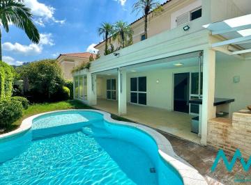 Casa · 330m² · 4 Quartos · 4 Vagas · Tamboré 5 - Casa Dupla com Piscina e Amplo Quintal - 4 Suítes!!!